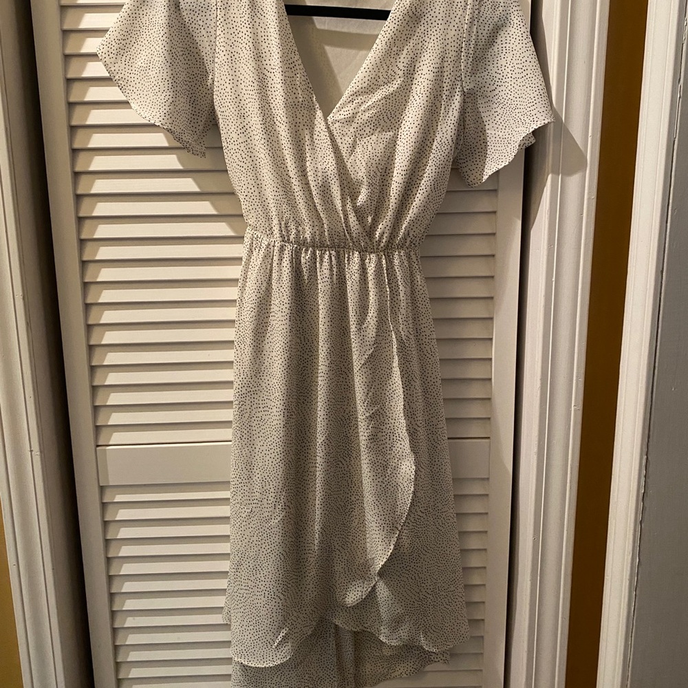 White with black dots wrap dress